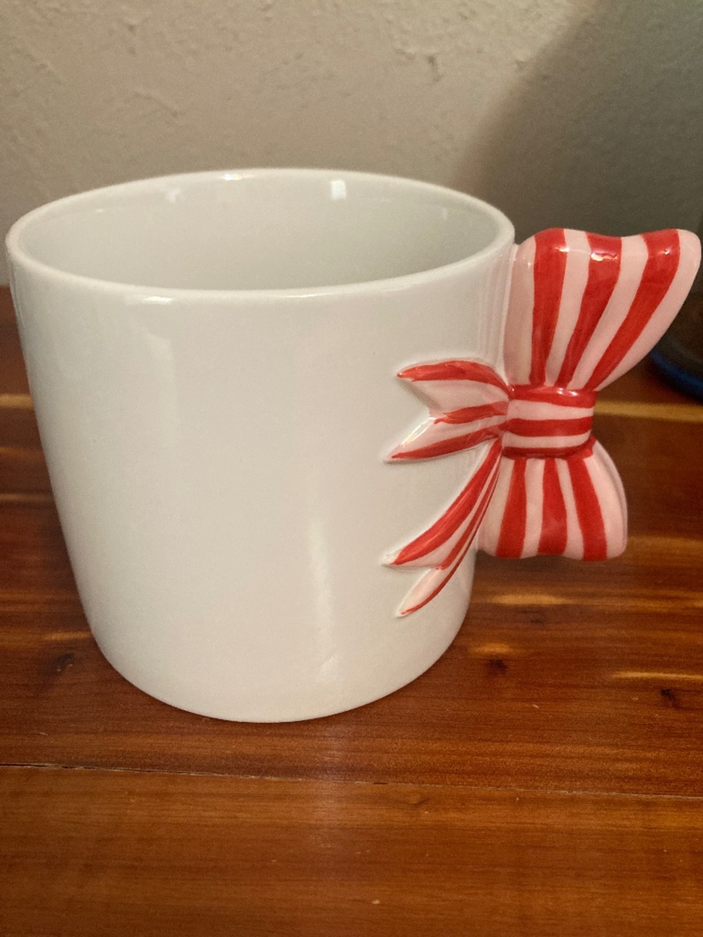 NEW Spritz Bow Mug